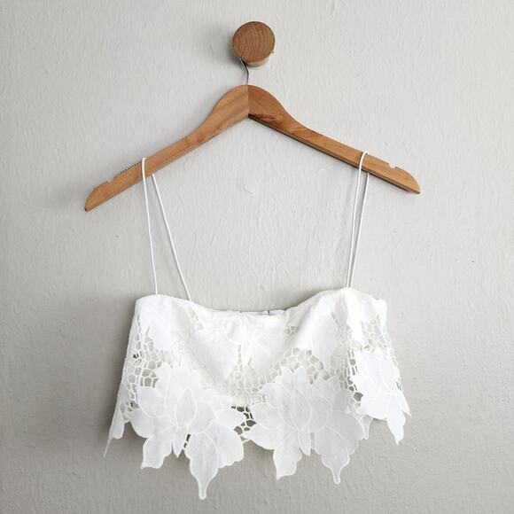NEW Rumer The Label Tropez White Floral Lace Crochet Crop Top - Picture 1 of 11